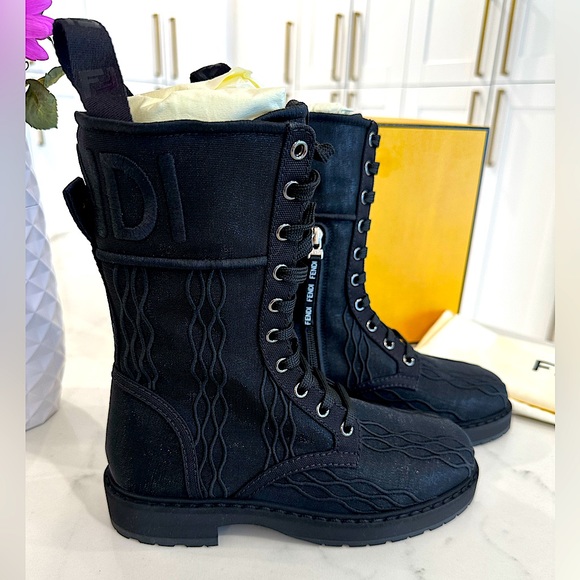 Fendi Boots - Picture 1 of 9